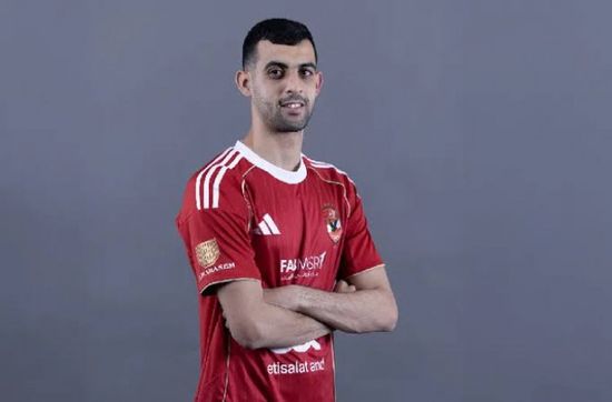 المغربي بلعمري ظهير أيسر الأهلي المصري يخضع لجراحة ناجحة 
