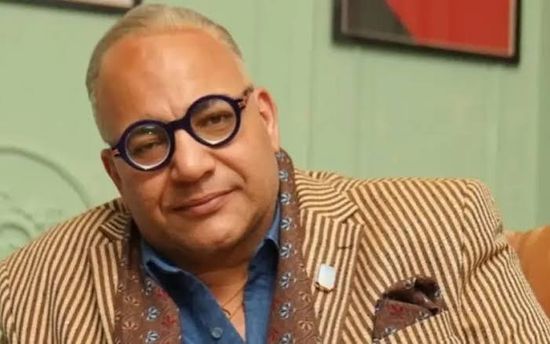 بيومي فؤاد يطمئن جمهوره على حالته الصحية بعد إصابته بالحزام الناري