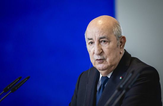 "سنجري التحريات".. تبون يلمّح إلى شبهة جنائية وراء حرائق الجزائر
