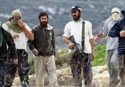 مستوطنون يعتدون على طاقم تلفزيون أمريكي في نابلس