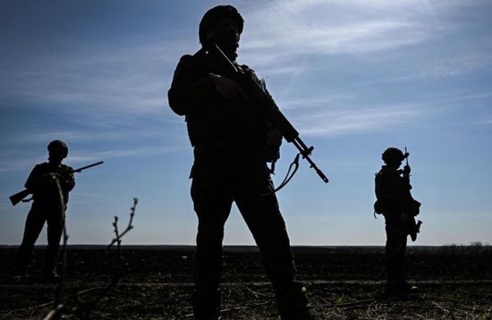 الدفاع الروسية تستهدف مركزا لوجستيا في كييف