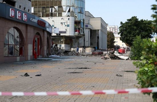 حاكم مقاطعة بيلغورود: أوكرانيا استهدفت المدينة بالصواريخ عمداً