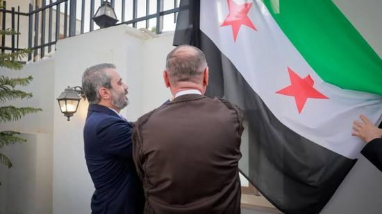 سوريا تعيد فتح سفارتها بطرابلس بعد غلق 14 عاما