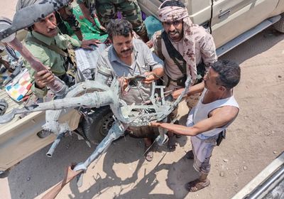 قوات دفاع شبوة تسقط مسيرة حوثية في جبهة بيحان-حريب