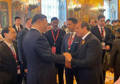 صديق كريم للشعب المصري.. السيسي يرحب بنظيره الصيني