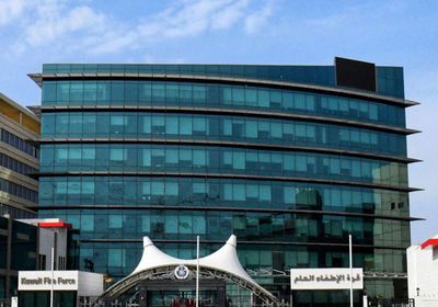 الكويت: السيطرة على حريق في مجمع سكني استهدف بمسيرة معادية