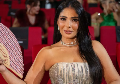منى زكي تعلق على أنباء الحجز على أموالها