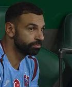 محمد صلاح يرزق بمولود ذكر 