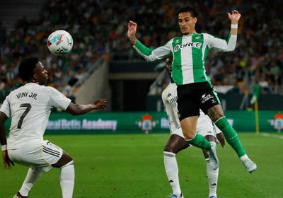 قناة ريال مدريد تهاجم حكم مباراة بيتيس