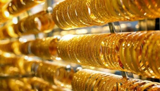 مودي يناشد الهنود الامتناع عن تكديس الذهب لحماية الروبية