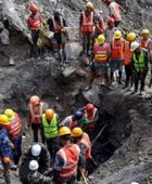 فرق الإنقاذ النبيالية تواصل البحث عن ناجين بعد أكثر من 10 أيام على الفيضانات