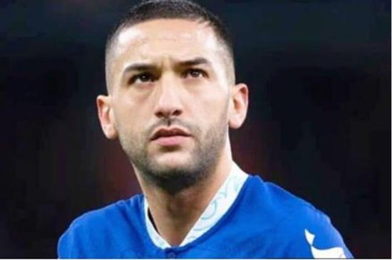 حكيم زياش يعلق انتقاله إلى الدوري البرازيلي