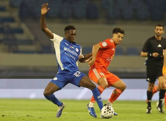 عجمان يعوض تأخره بهدف للفوز 2-1 على النصر الإماراتي