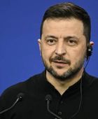زيلينسكي: قضية الأراضي لا يمكن حلها إلا بلقاء بين الرؤساء