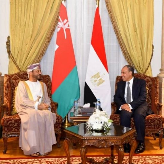 وزير خارجية مصر ونظيره العماني يبحثان التطورات الإقليمية