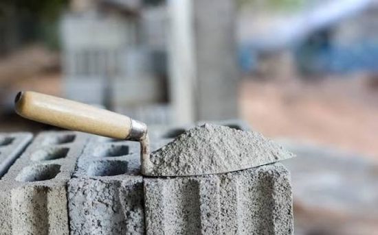 استقرار مبيعات شركات الأسمنت السعودية وسط تباين أداء السوق
