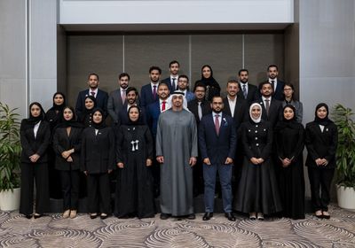 محمد بن زايد يلتقي طلبة الإمارات في ألمانيا