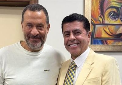 ماجد المصري يطمئن جمهوره بعد جراحة العين.. ظهور جديد برفقة طبيبه