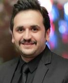 مصطفى خاطر يشيد بمكانة الزعيم عادل إمام