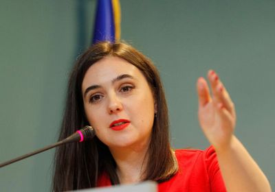 بتهمة التضليل.. زيلينسكي يدرج متحدثته السابقة ضمن قائمة العقوبات