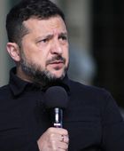 زيلينسكي يفرض عقوبات على متحدثته السابقة لدعمها