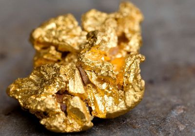 هبوط أسعار الذهب عالمياً وسط مخاوف التضخم