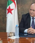 رئيس الوزراء الجزائري يصل العاصمة المالية باماكو