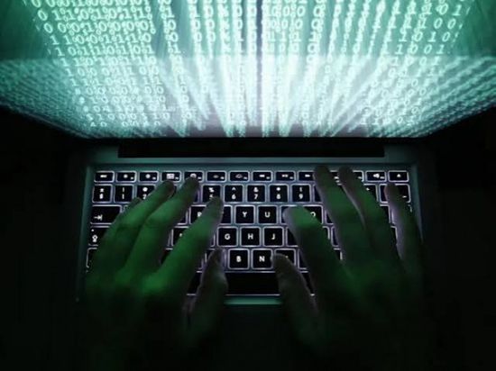 بريطانيا وأمريكا وهولندا تصدر تحذيرا بشأن برامج تجسس إيرانية