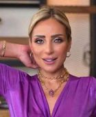 قبلة عفوية من عبد الباسط حمودة تحرج ريم البارودي في زفاف نجل سعد الصغير