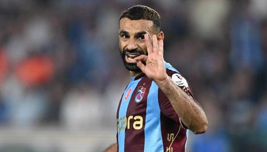قبل الإعلان الرسمي.. محمد صلاح يجتمع مع مدرب طرابزون الجديد