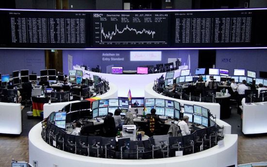صعود الأسهم الأوروبية مدعومة بانخفاض النفط وتحسن شهية المخاطرة