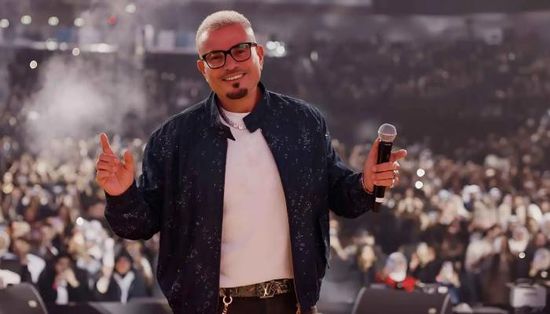 عمرو دياب يستعد لحفل جماهيري في الكويت 27 سبتمبر