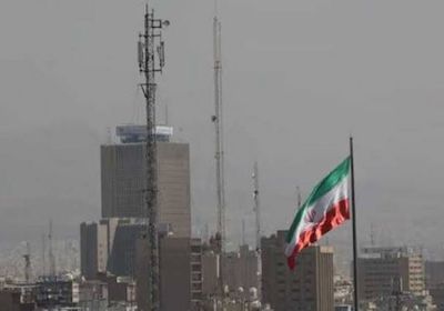 صدام بين طهران وباريس.. إيران تغلق مركز اللغة الفرنسية