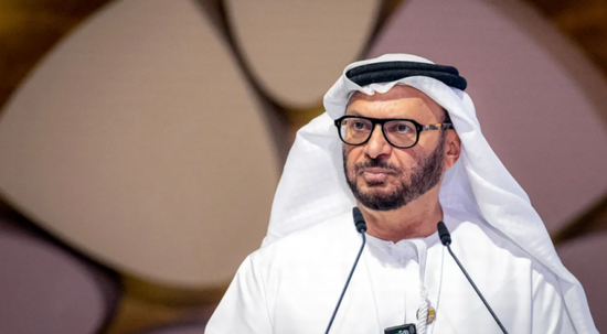قرقاش: على إيران تقديم تنازلات.. والدبلوماسية أولوية للإمارات