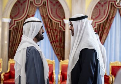 رئيس الإمارات يعزي حاكم دبي في وفاة أحمد بن راشد