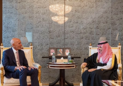 وزير الخارجية السعودي يلتقي المبعوث الأمريكي إلى سورية والعراق