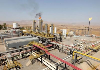 العراق يدرس خطة لتصدير النفط عبر شاحنات إلى تركيا