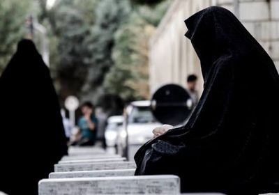 مدينة إسبانية تمنع النقاب والبرقع