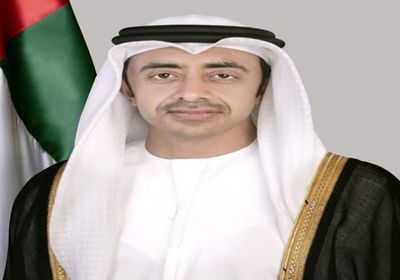 عبدالله بن زايد يبحث تعزيز التعاون مع رئيسي القمر وبنغلاديش