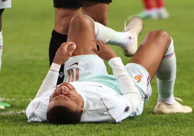 ريال مدريد يعلن إصابة مبابي بفرط تمدد في الركبة