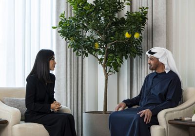 محمد بن زايد يستقبل رئيسة ديوان الرئاسة في أوزبكستان