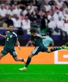 السعودية يهزم نظيره العماني بثلاثية نظيفة في خليجي 27 