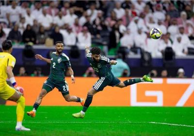 السعودية يهزم نظيره العماني بثلاثية نظيفة في خليجي 27 