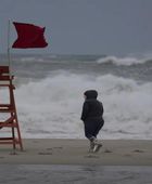 عاصفة "نور إيستر" تضرب أمريكا وتقطع الكهرباء عن آلاف