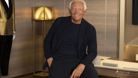 دار "جورجيو أرماني" تستعد لبيع حصة أقلية لشركات فرنسية