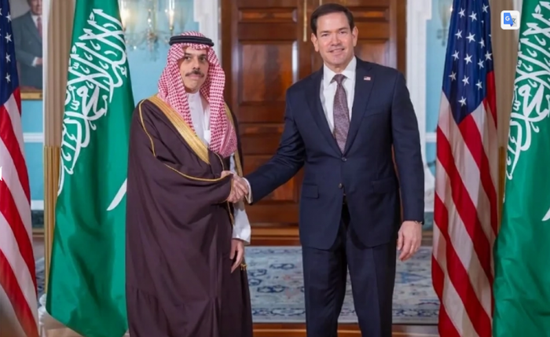 وزير الخارجية السعودي وروبيو يبحثان أمن الملاحة وتطورات المنطقة