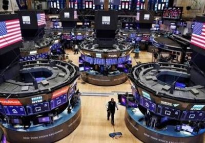 الأسهم الأمريكية تغلق الإثنين على تراجع 