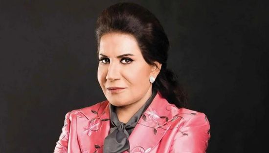 سعاد عبدالله تبكي على المسرح وتخطف الأنظار في "السور"