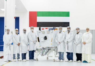 انطلاق &laquo;الطائر-1&raquo; أول قمر إماراتي تجاري لرصد الأرض
