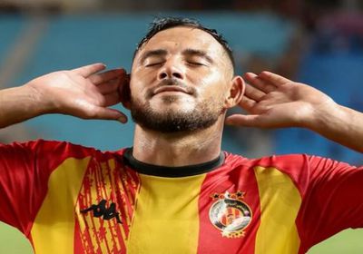 عقوبتان قانونيتان تهددان عودة يوسف بلايلي إلى منتخب الجزائر
